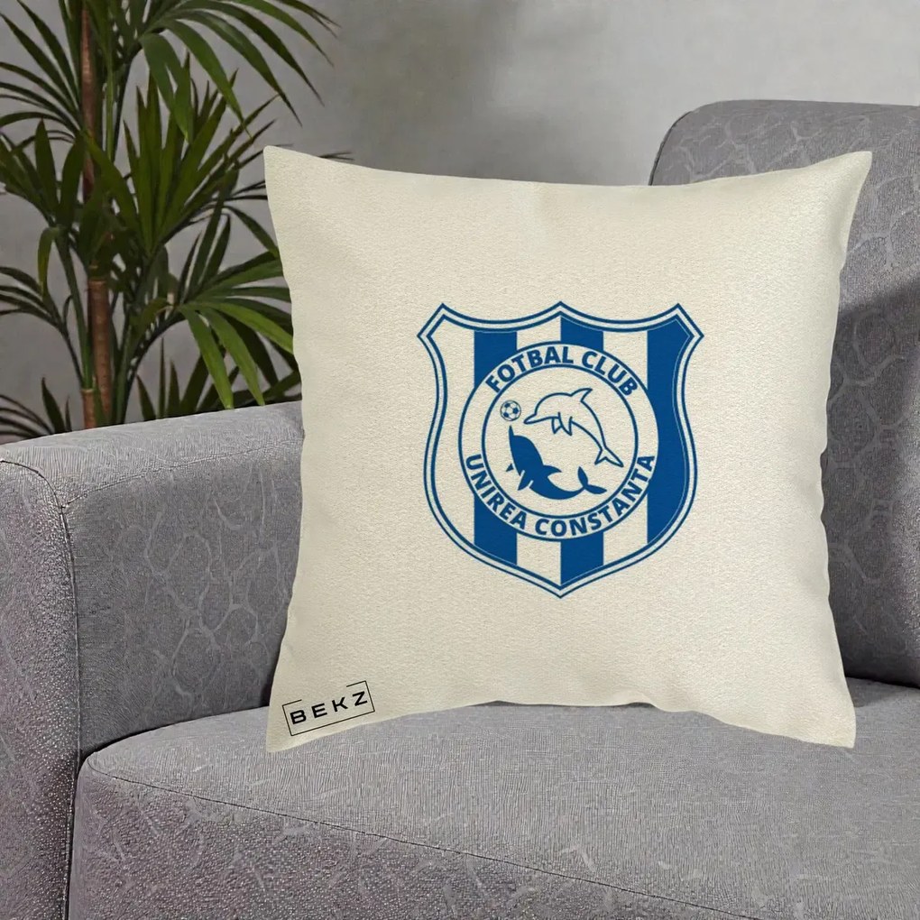 Perna Personalizata FC Unirea Constanta Fotbal, 40x40 cm, Ecru, Husa Detasabila, Perna Inclusa, BEKZ®