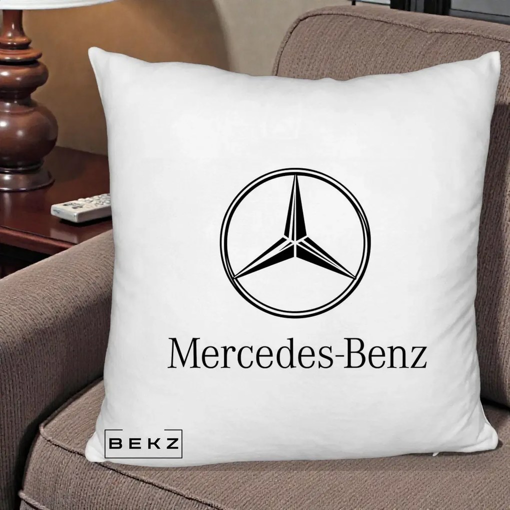 Perna Personalizata cu emblema Mercedes-Benz, 40x40 cm, Alb Pufos, Husa Detasabila, Perna Inclusa, BEKZ®
