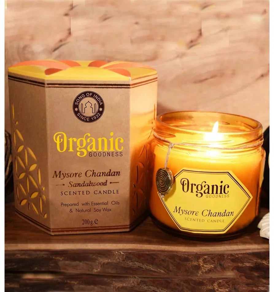 Lumânare organică Mysore Chandan - Lemn de santal200 g în pahar de sticlă chihlimbar