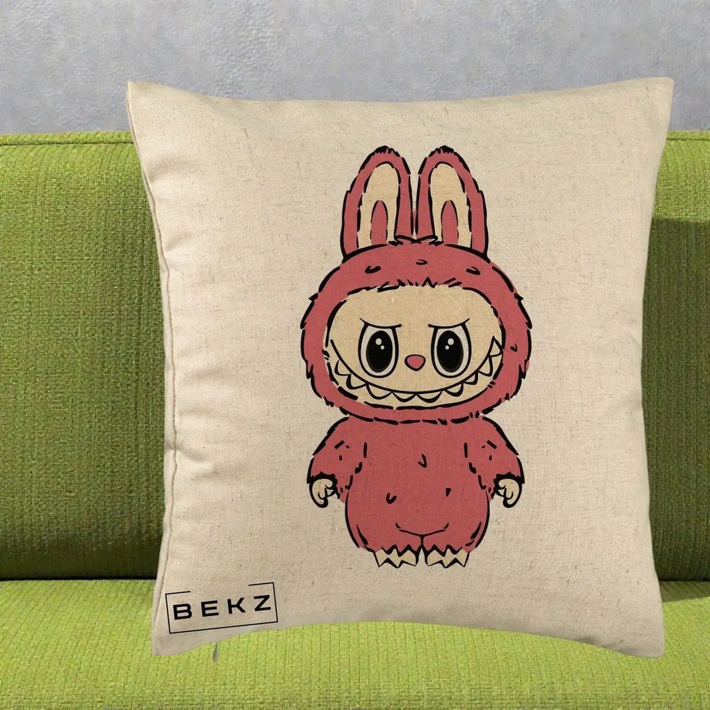 Perna Personalizata Labubu Roz Solo, 40x40 cm, Bej, Husa Detasabila, Perna Inclusa, BEKZ®