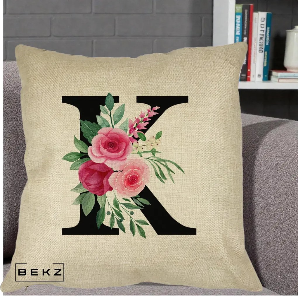 Cadou Personalizat - Perna Personalizata Monograma Florala Litera K, 40x40 cm, Crem, Husa Detasabila, Perna Inclusa, BEKZ®