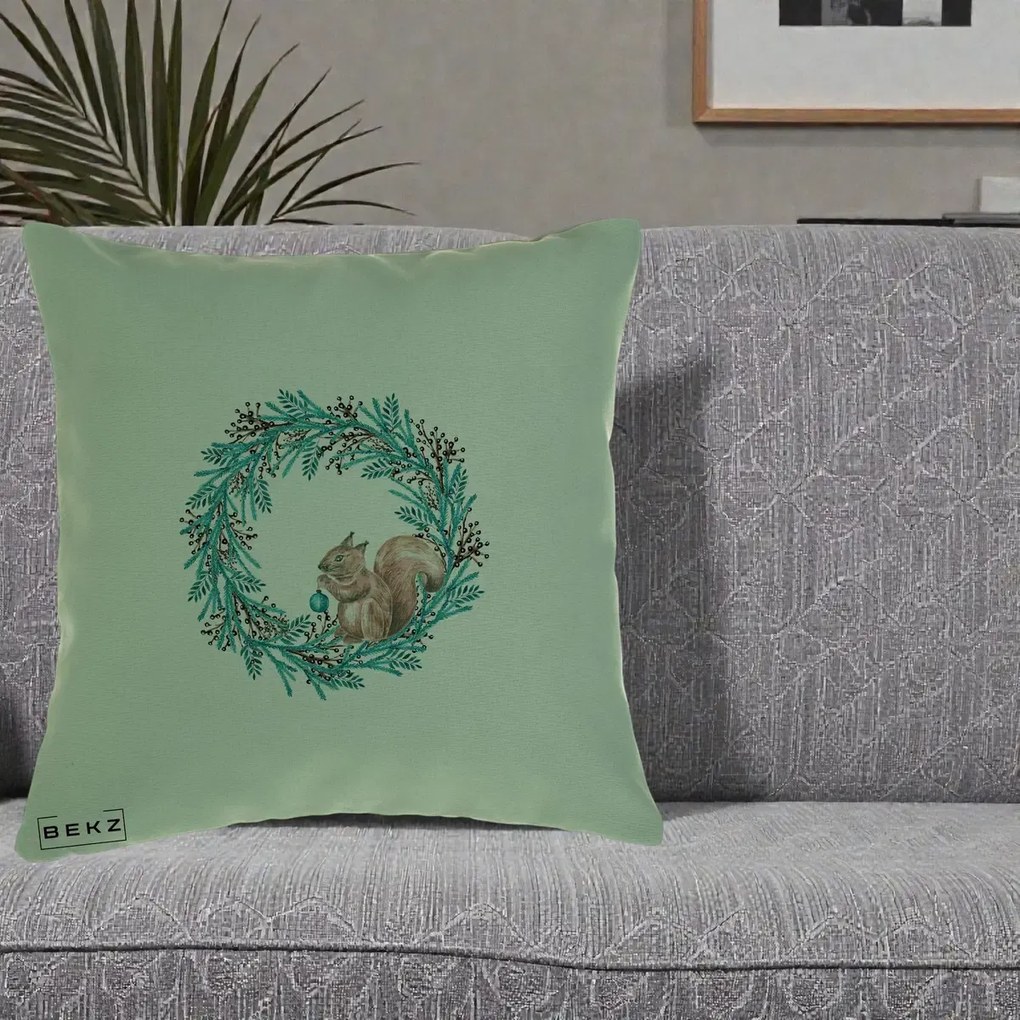 Perna Decorativa Coroana Turcoaz cu Veverita, 40x40 cm, Verde, Husa Detasabila, Perna Inclusa, BEKZ®