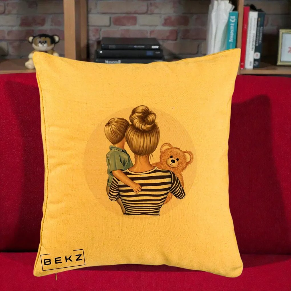 Cadou pentru Mama - Perna Personalizata Mama si Baietelul cu Ursulet, 40x40 cm, Galben, Husa Detasabila, Perna Inclusa, BEKZ®