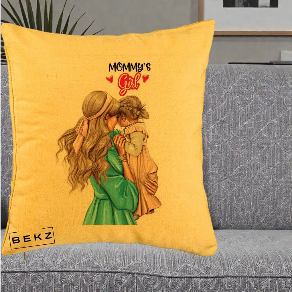 Cadou pentru Mama - Perna Personalizata Mommy's Girl Mama si Fetita, 40x40 cm, Galben, Husa Detasabila, Perna Inclusa, BEKZ®