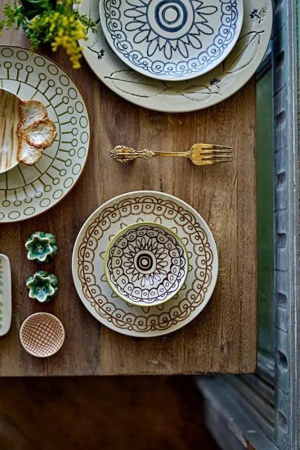 Tava din ceramica lucrata manual, "Marlem"