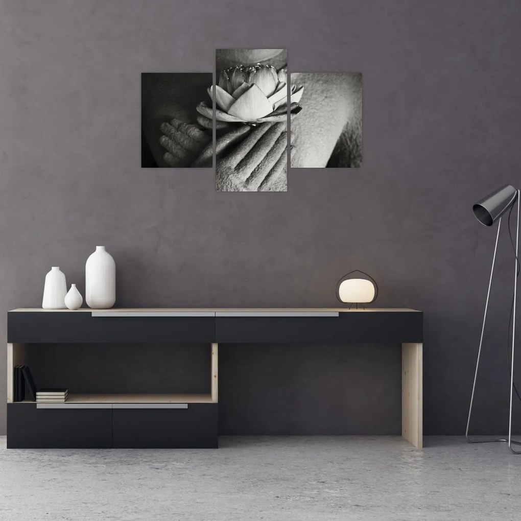 Tablou - Lotus în mâinile lui Buddha (90x60 cm)