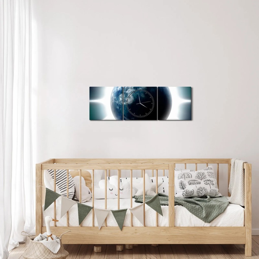 Tablou cu planeta iluminată (cu ceas) (90x30 cm)