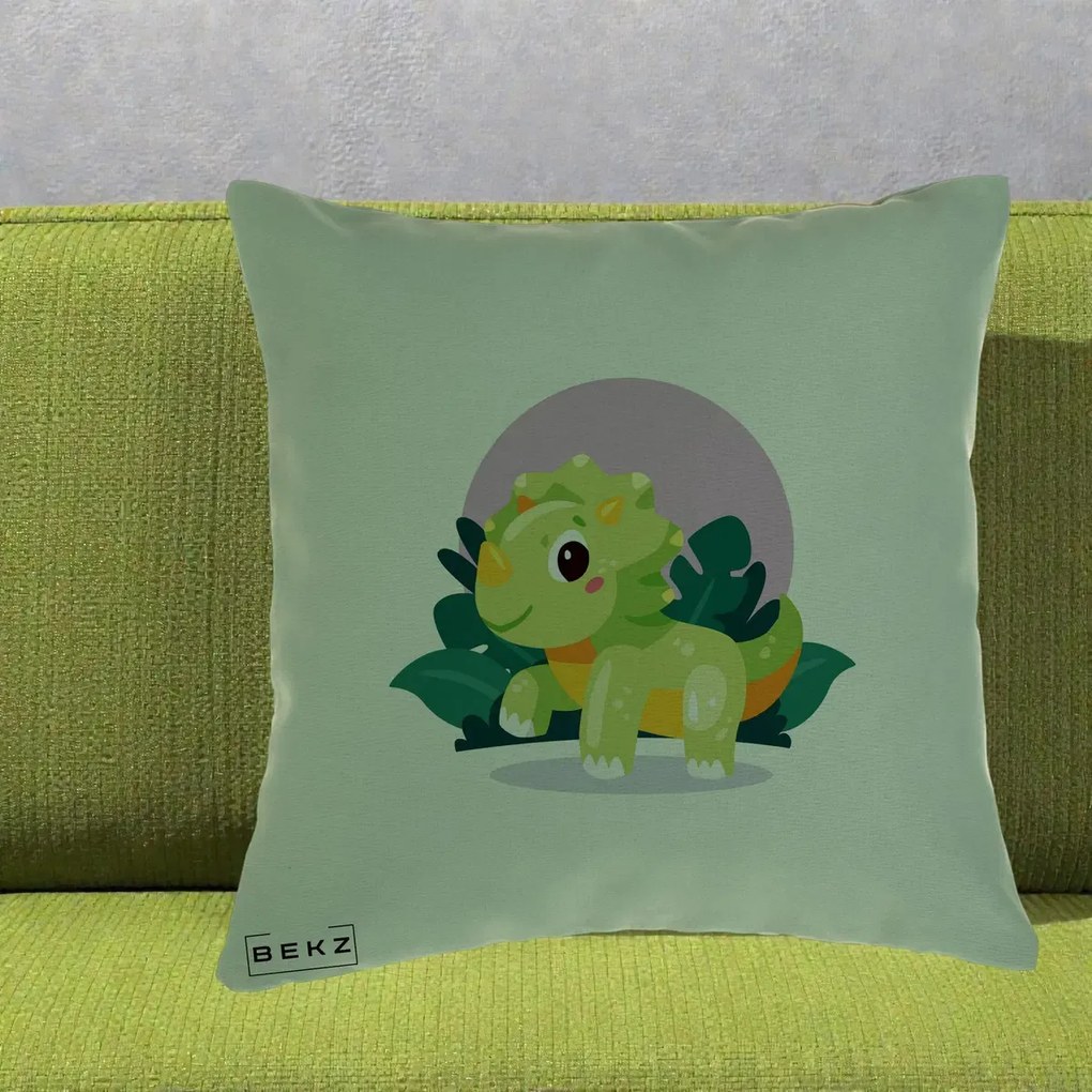 Perna Decorativa Triceratops Kawaii Verde, 40x40 cm, Verde, Husa Detasabila, Perna Inclusa, BEKZ®