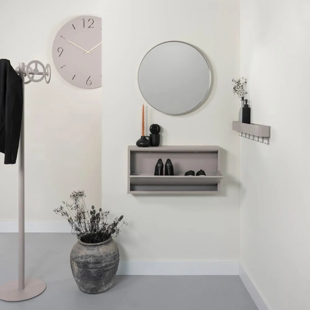 Cuier de perete taupe cu raft din metal 72 cm Dax Play – Spinder Design