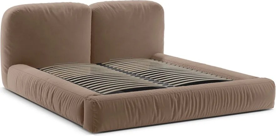 Pat matrimonial maro deschis tapițat cu spațiu de depozitare cu somieră 180x200 cm Martina – Micadoni