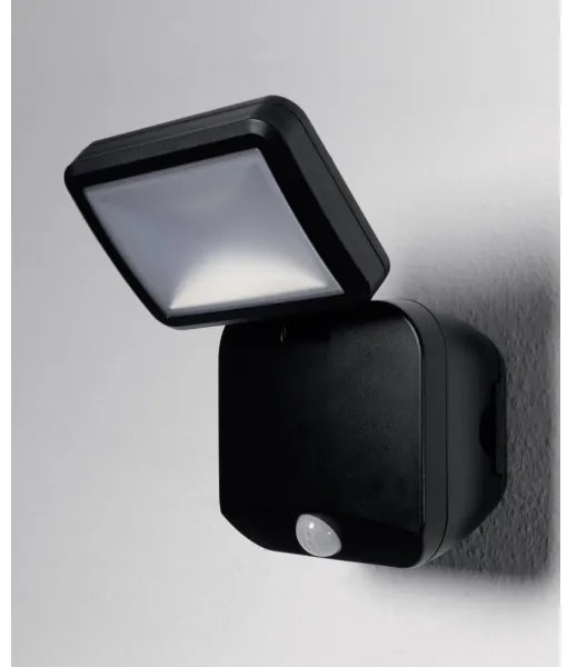Proiector LED de perete de exterior cu senzor SPOTLIGHT LED/4W/6V IP54 Ledvance