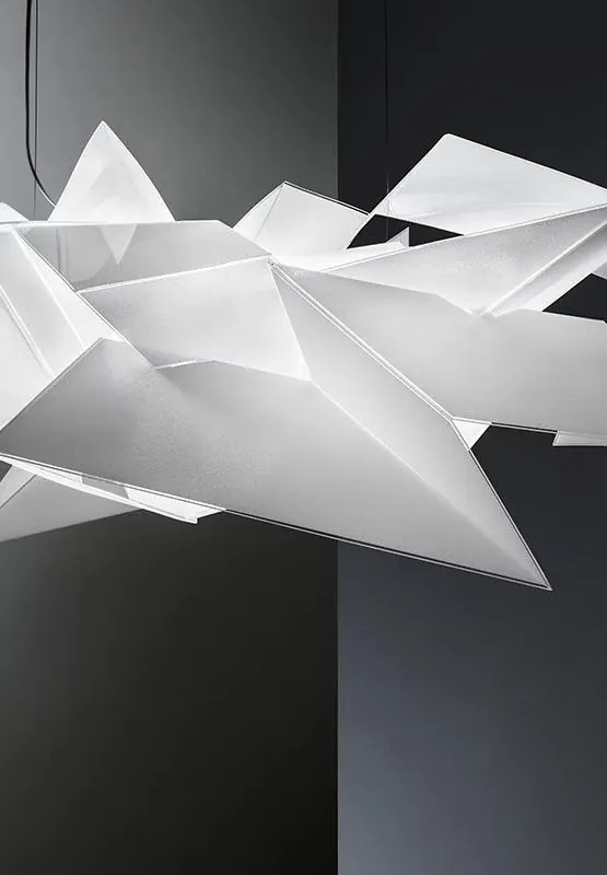 Lustra LED design Art Deco realizata manual Cordoba