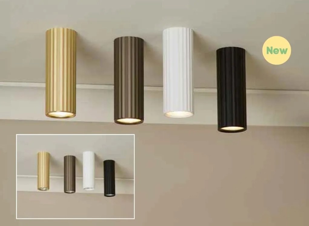 Spot aplicat din aluminiu canelat Anna negru