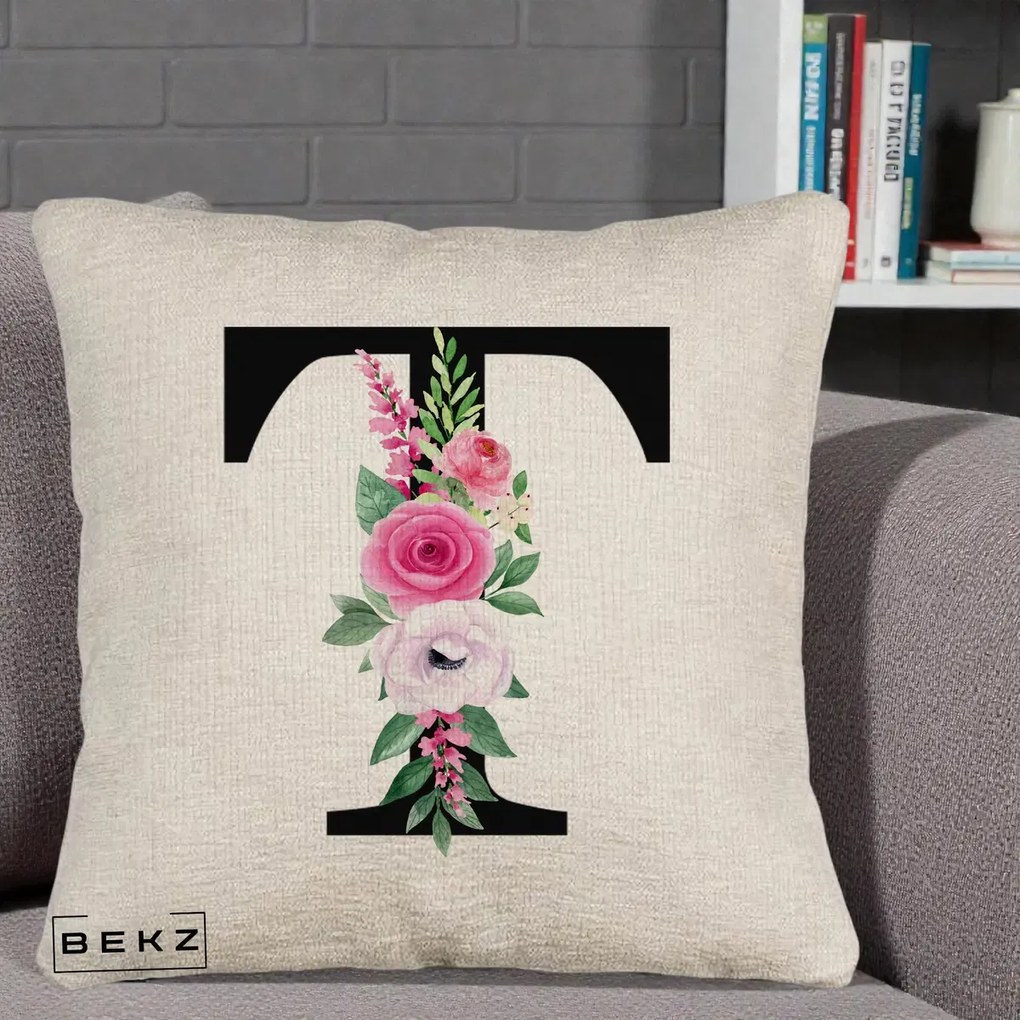 Cadou Personalizat - Perna Personalizata Monograma Florala Litera T, 40x40 cm, Bej Canapea, Husa Detasabila, Perna Inclusa, BEKZ®