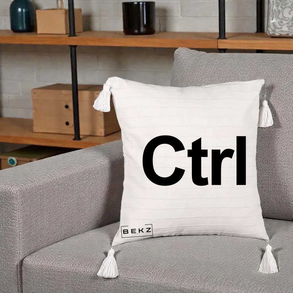 Perna Personalizata Tasta Ctrl Tipografie Bold, 40x40 cm, Bej cu Franjuri, Husa Detasabila, Perna Inclusa, BEKZ®
