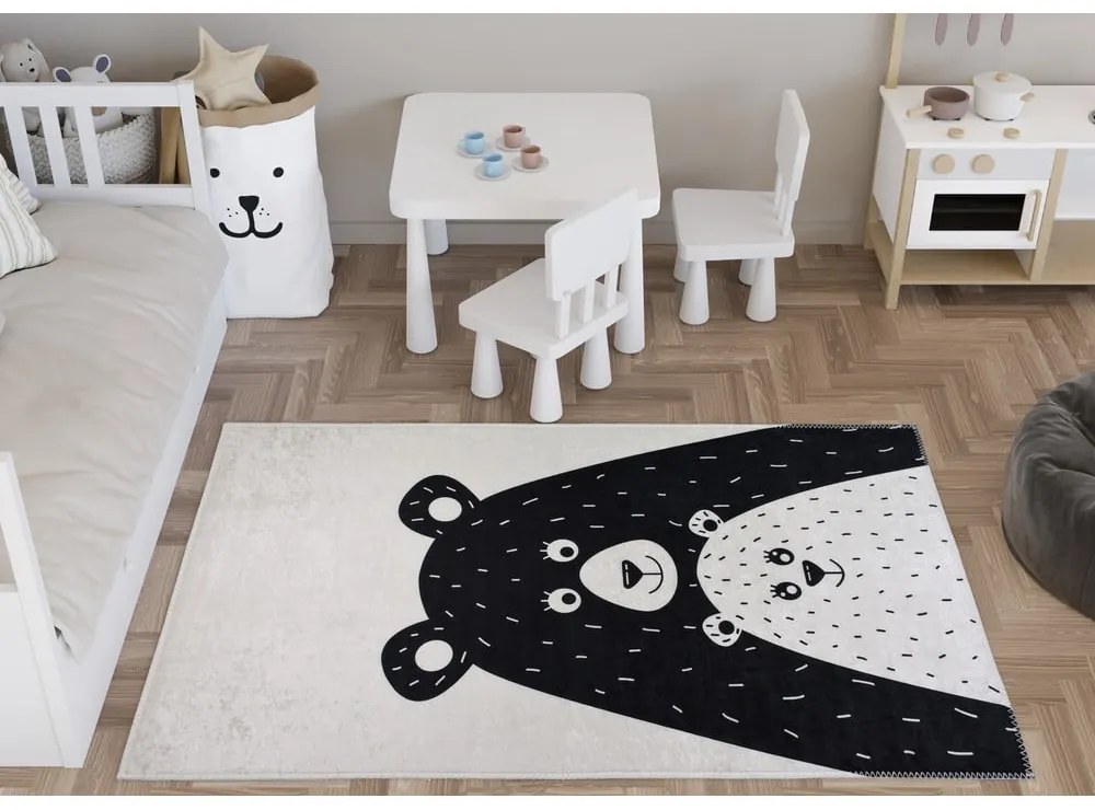 Covor pentru copii alb-negru lavabil 80x120 cm Bear Family – Vitaus