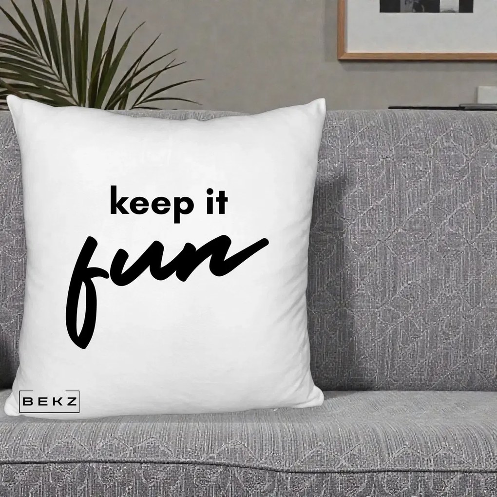 Perna Decorativa Keep It Fun, 40x40 cm, Alb Pufos, Husa Detasabila, Perna Inclusa, BEKZ®