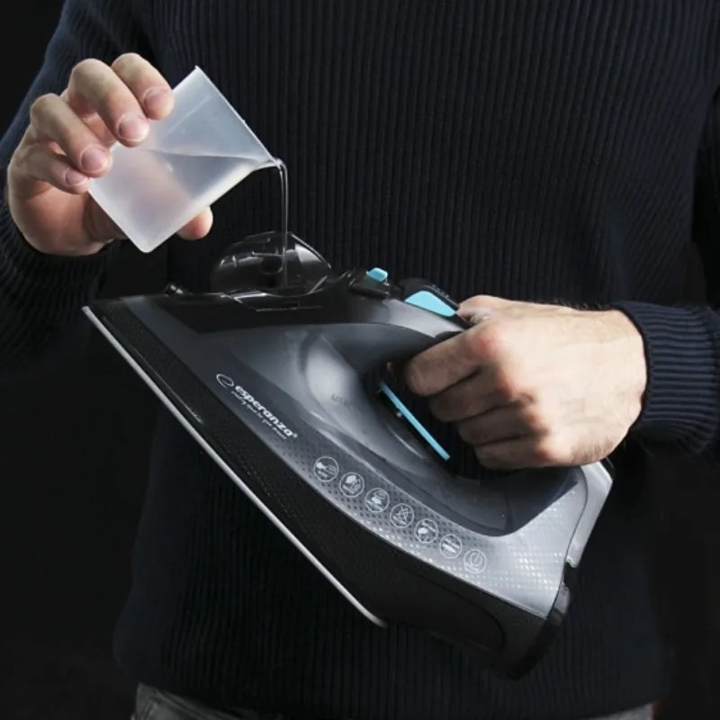 Fier de calcat fara fir Esperanza EHI010, 2600W, Placa ceramica, 300 ml, Uscat + abur, Autocurstare, Calcare verticala, Negru