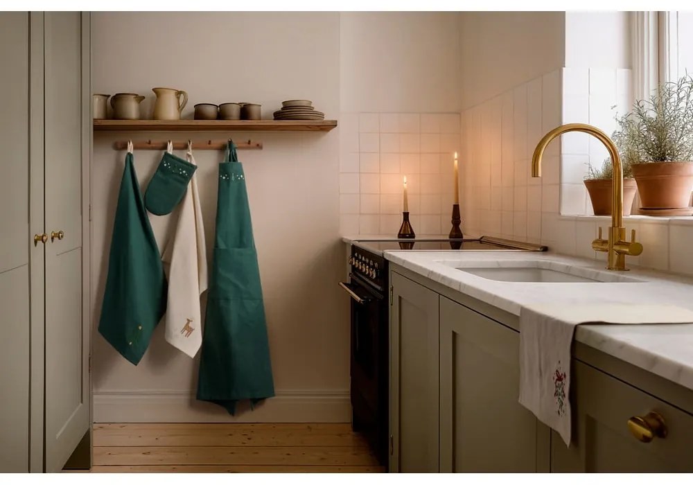 Șorț cu model de Crăciun Christmas Fable – JUNA