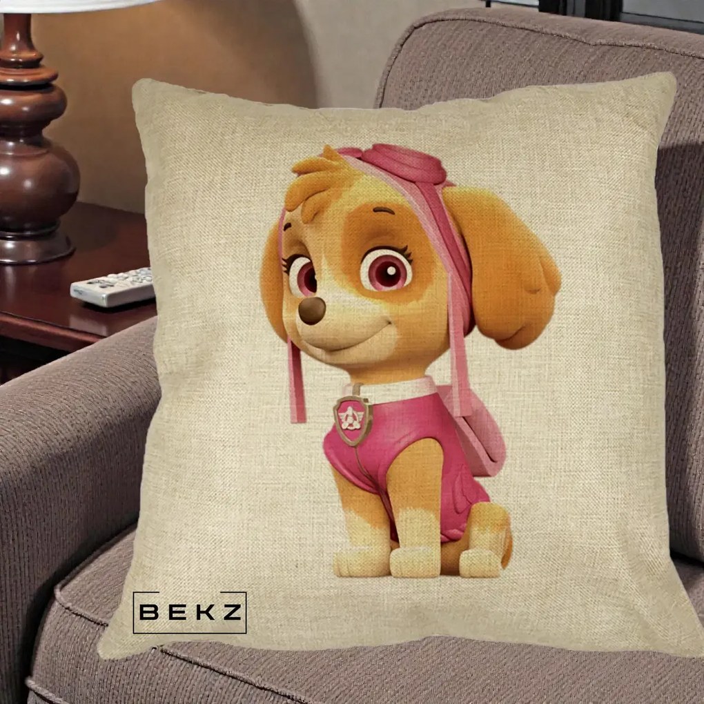 Perna Personalizata Skye PAW Patrol Roz, 40x40 cm, Crem, Husa Detasabila, Perna Inclusa, BEKZ®
