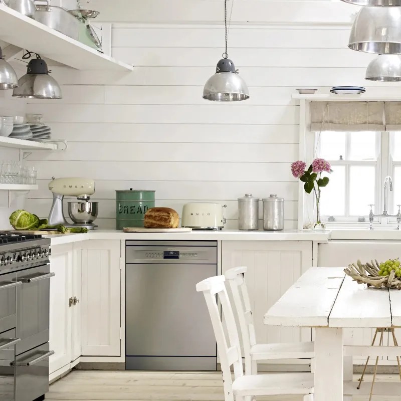Prajitor de paine SMEG 50's Style TSF01CREU, 950 W, 2 felii, 6 trepte, Tava pentru firimituri, Cablu integrat, Otel inoxidabil, Crem