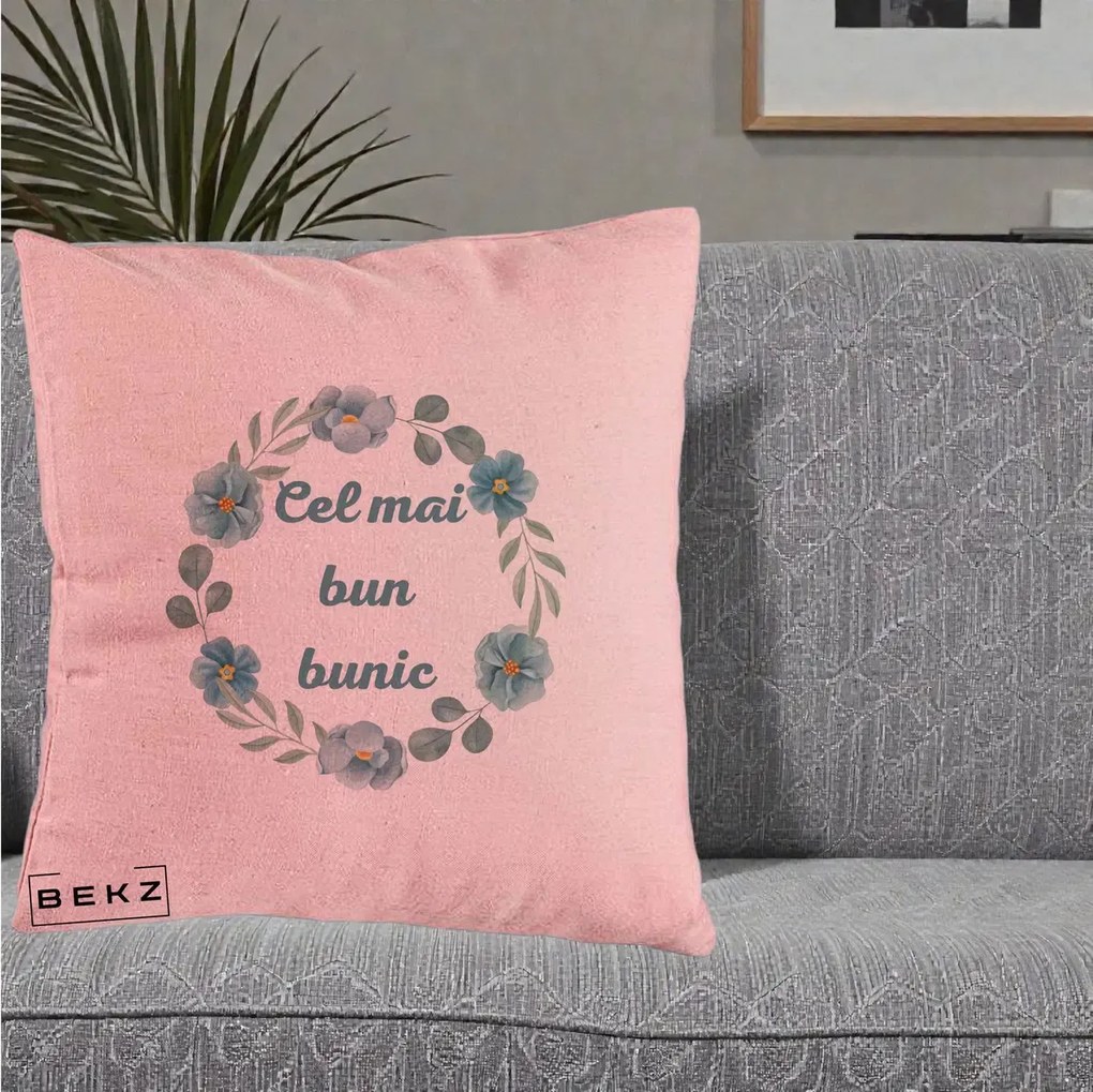 Cadou pentru Bunic - Perna Personalizata Cel Mai Bun Bunic Coronita Flori Albastre Teal, 40x40 cm, Roz, Husa Detasabila, Perna Inclusa, BEKZ®