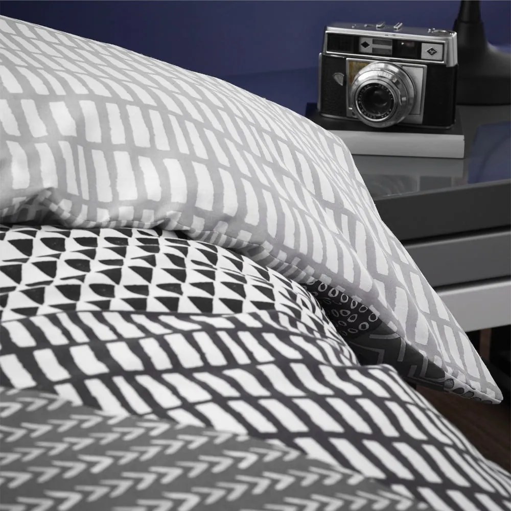 Lenjerie de pat Catherine Lansfield Geo, 200 x 200 cm