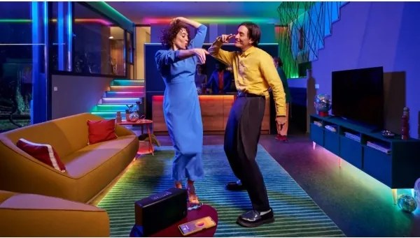 Philips - Bandă LED RGB dimabilă SMART STRIP 5m LED/7W/230V 2200-6500K Wi-Fi