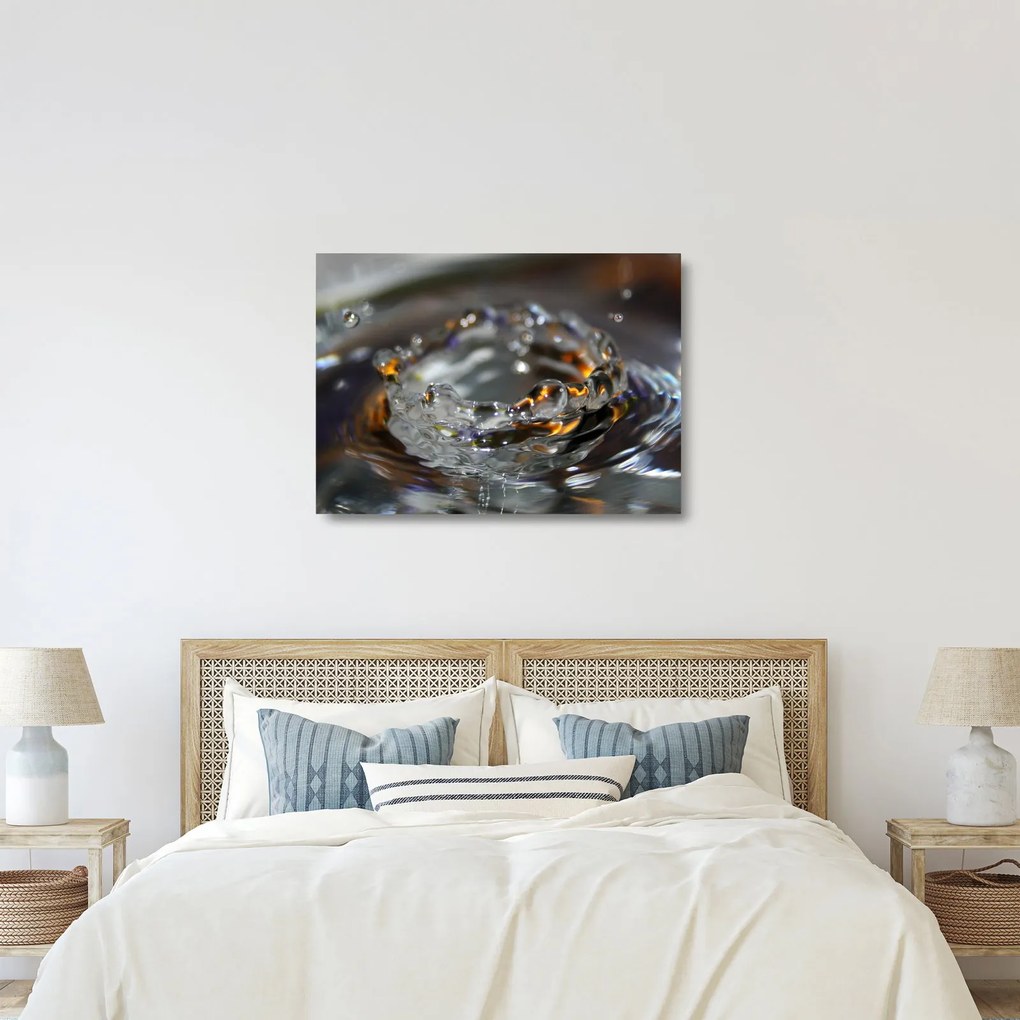Tablou pe sticlă cu brățara din picături de apă (70x50 cm)