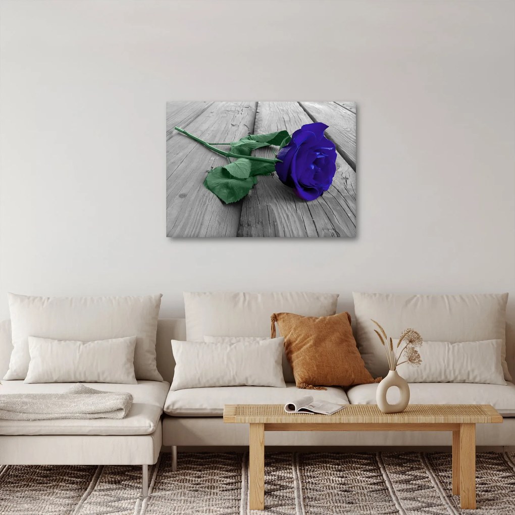 Tablou - Trandafir albastru cu tulpina verde (70x50 cm)