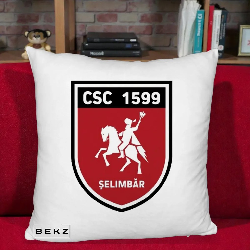 Perna Personalizata CSC 1599 Selimbar Fotbal, 40x40 cm, Alb Pufos, Husa Detasabila, Perna Inclusa, BEKZ®