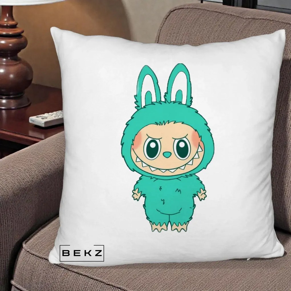 Perna Personalizata Labubu Turcoaz, 40x40 cm, Alb Pufos, Husa Detasabila, Perna Inclusa, BEKZ®
