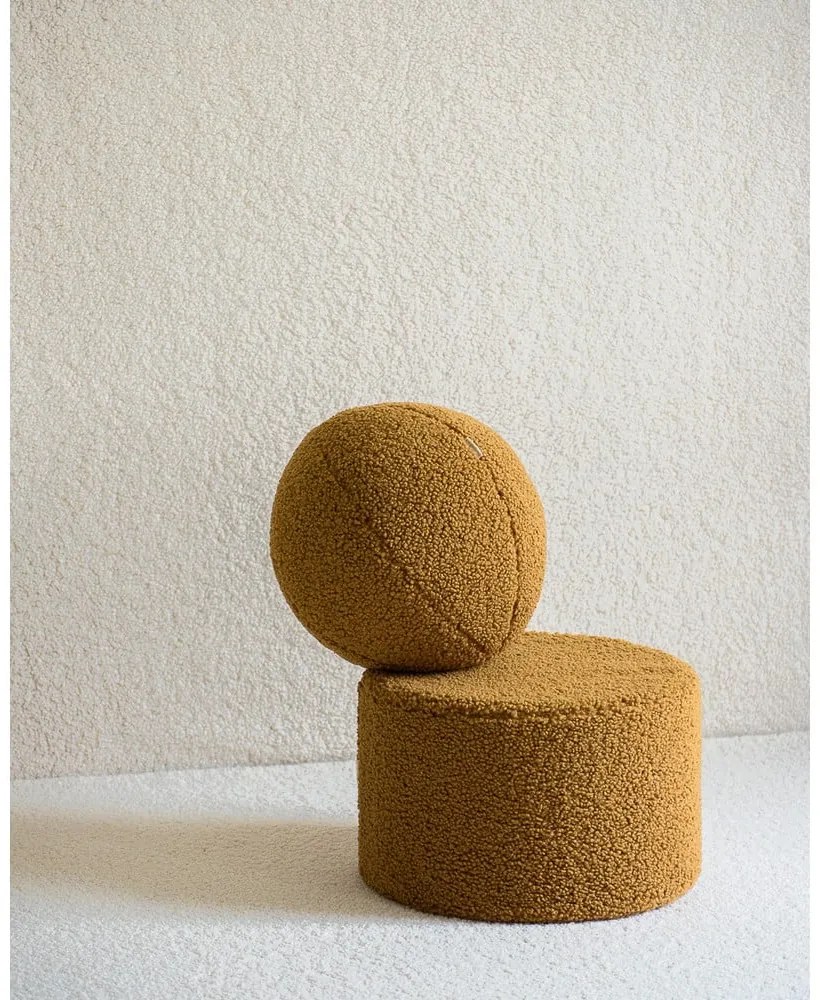 Puf de copii maro cu tapițerie din țesătură bouclé – Wigiwama