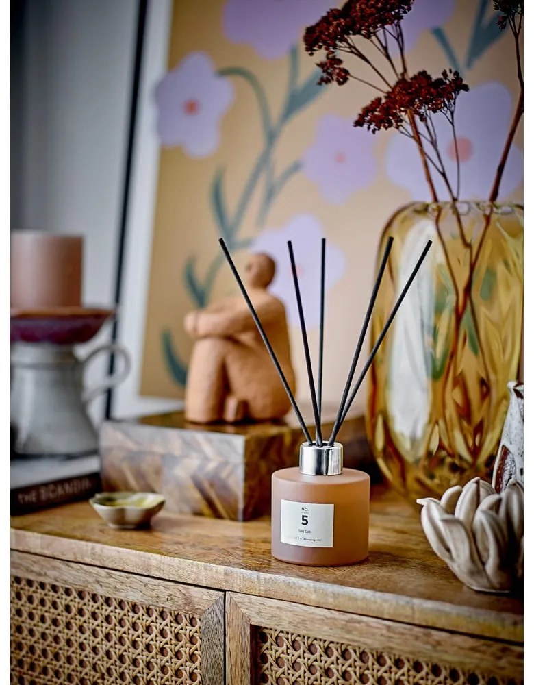 Vază galbenă din sticlă (înălțime 25 cm) Klarasofie – Bloomingville