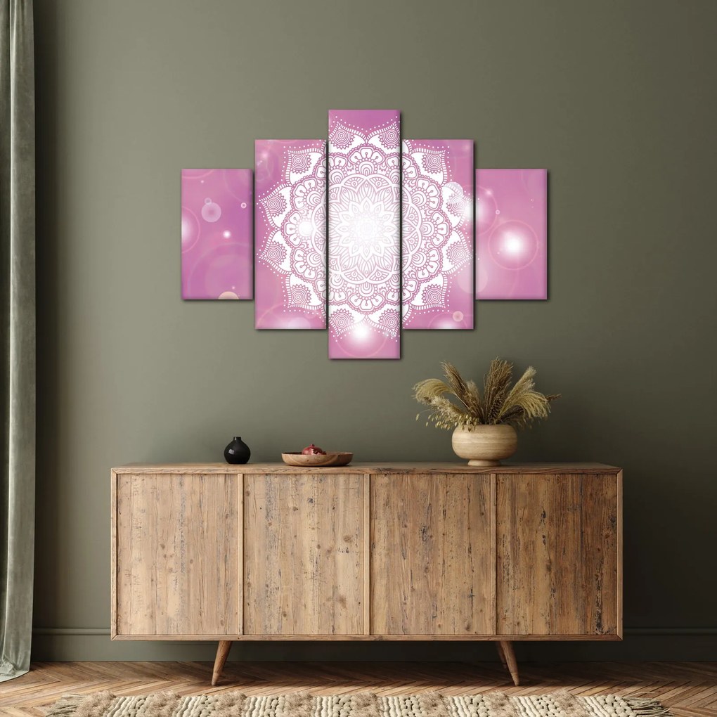 Tablou - Mandala pe fundal roz (150x105 cm)