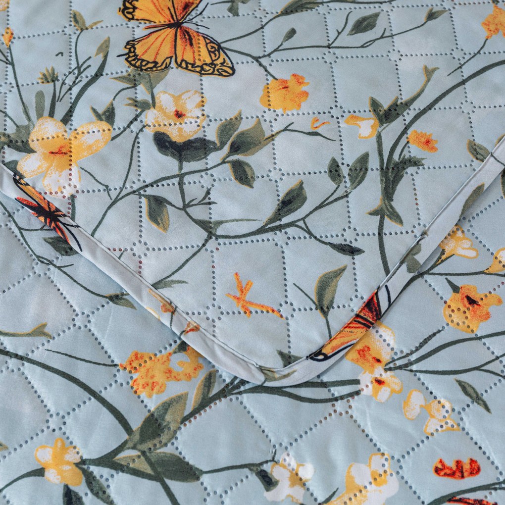 Cuvertura de pat MONARCH WINGS, albastru deschis Dimensiune: 220 x 240 cm