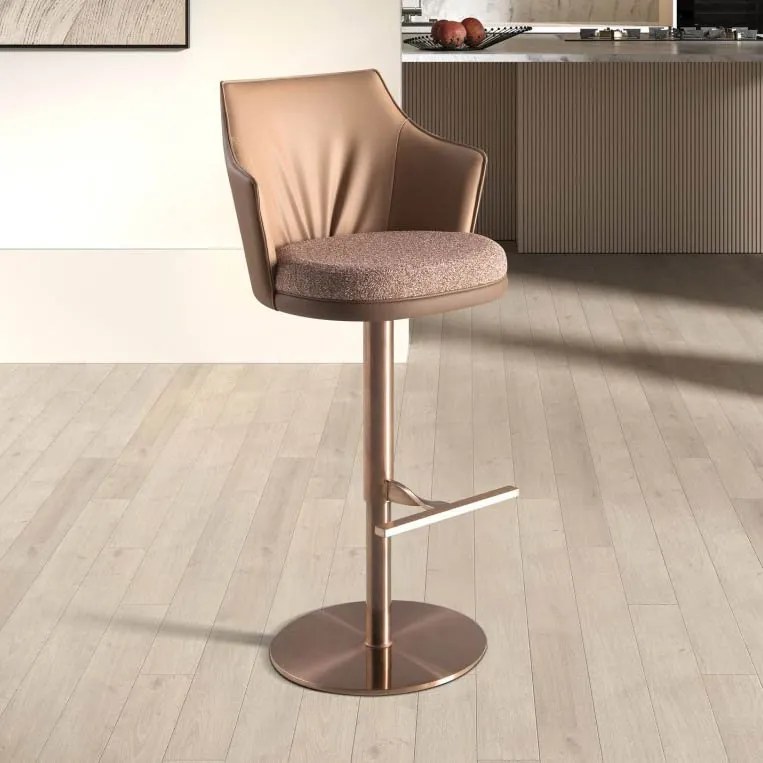 Scaun de bar pivotant cu inaltime reglabila Stool maro