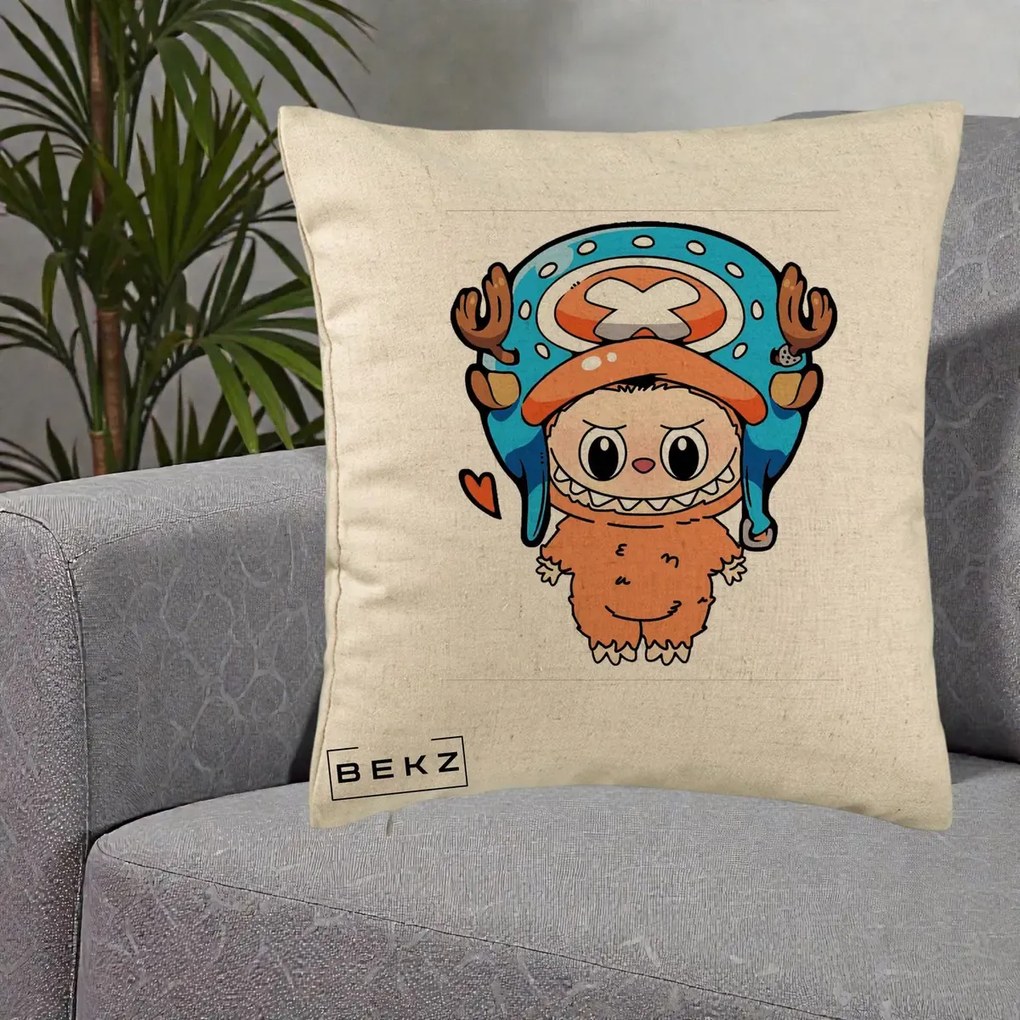 Perna Personalizata Labubu x Tony Tony Chopper, 40x40 cm, Bej, Husa Detasabila, Perna Inclusa, BEKZ®