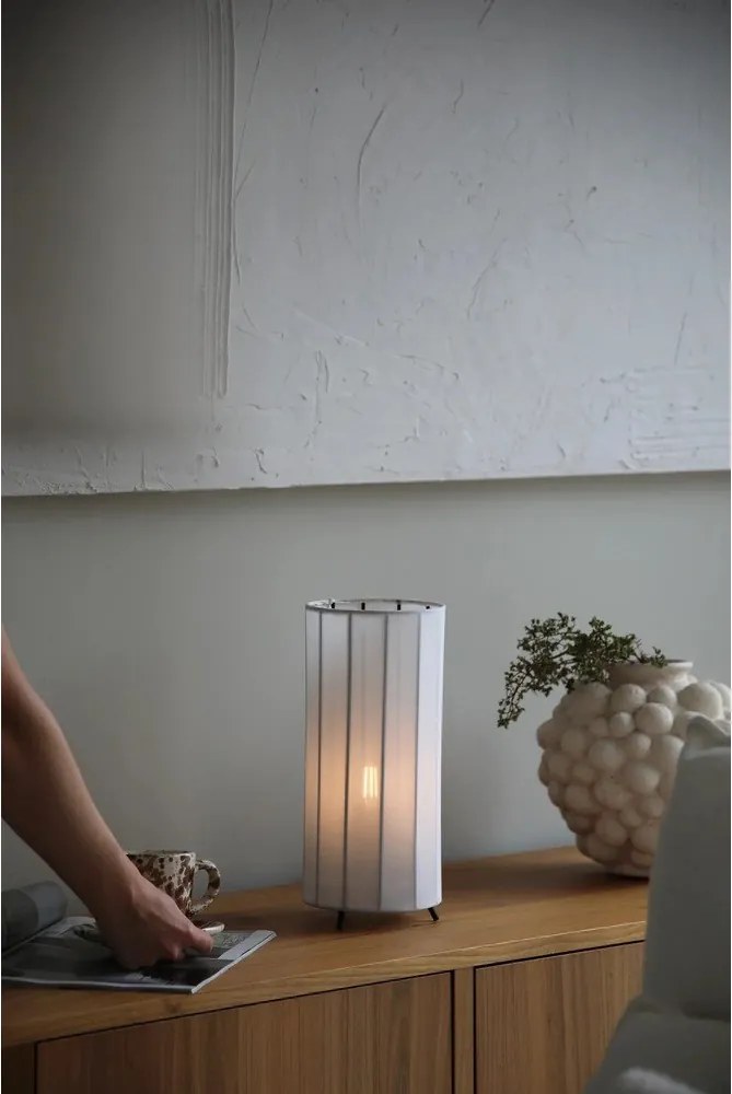 Veioză alb-negru cu abajur textil (înălțime 31,5 cm) Hikari – Markslöjd