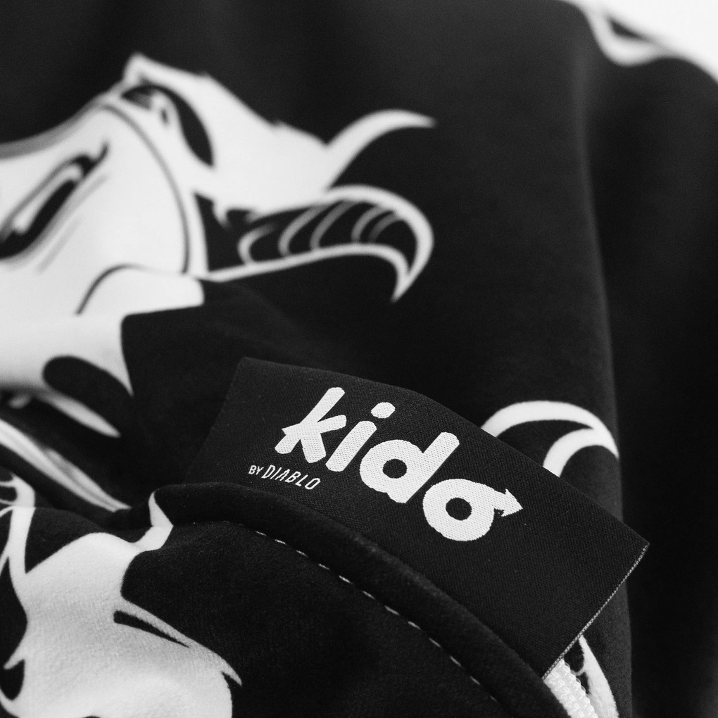 Fotoliu tip puf pentru copii, Kido by Diablo: material din catifea neagră