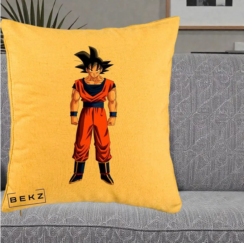 Perna Personalizata Dragon Ball Goku Complet in Gi Portocaliu, 40x40 cm, Galben, Husa Detasabila, Perna Inclusa, BEKZ®