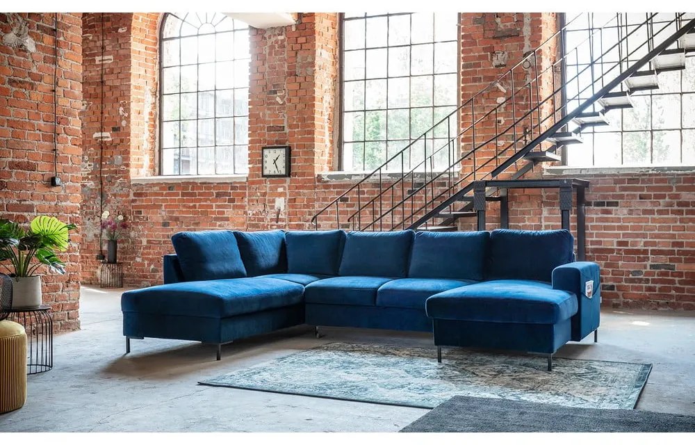 Canapea extensibilă din catifea în formă de „U” cu șezlong pe partea stângă Miuform Lofty Lilly, albastru marin