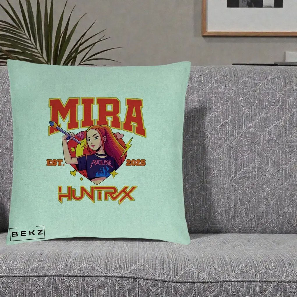 Perna Personalizata K-pop HUNTRX Mira Personaj Avoline, 40x40 cm, Verde Menta, Husa Detasabila, Perna Inclusa, BEKZ®