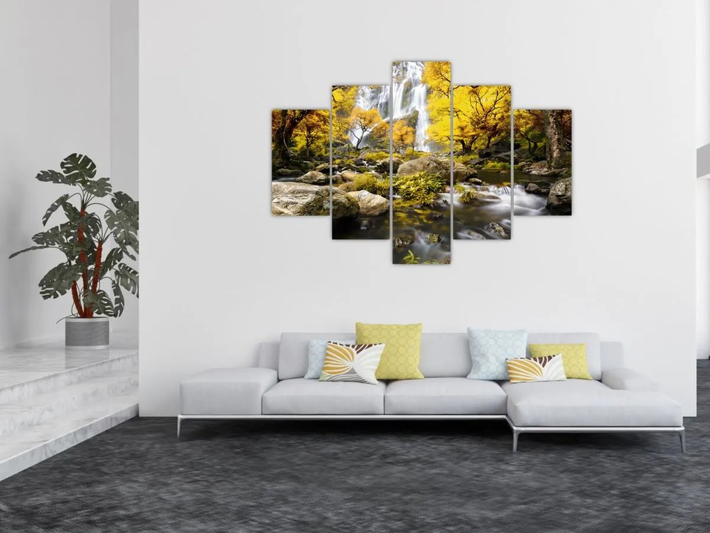 Tablou - Cascade în peisaj de toamnă, galben (150x105 cm)