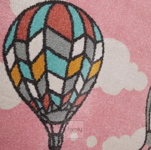 Covor pentru copii cu baloane în roz pastel Lăţime: 140 cm | Lungime: 190 cm