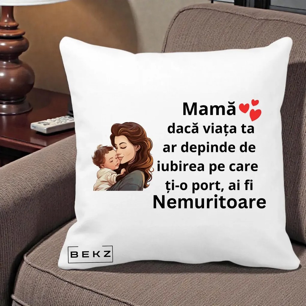 Cadou pentru Mama - Perna Personalizata Mama Nemuritoare cu Bebelus Lineart, 40x40 cm, Alba Mata, Husa Detasabila, Perna Inclusa, BEKZ®
