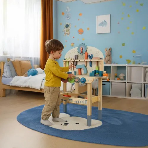 Atelier pentru copii cu unelte din lemn