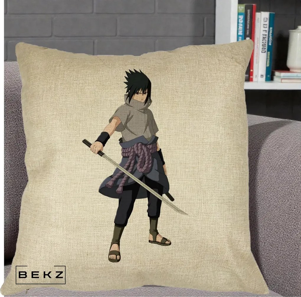 Perna Personalizata Naruto Sasuke Uchiha cu Sabia, 40x40 cm, Crem, Husa Detasabila, Perna Inclusa, BEKZ®
