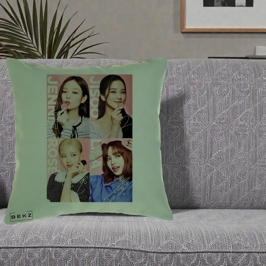 Perna Personalizata K-pop BLACKPINK Colaj 4 Portrete cu Semnature, 40x40 cm, Verde, Husa Detasabila, Perna Inclusa, BEKZ®