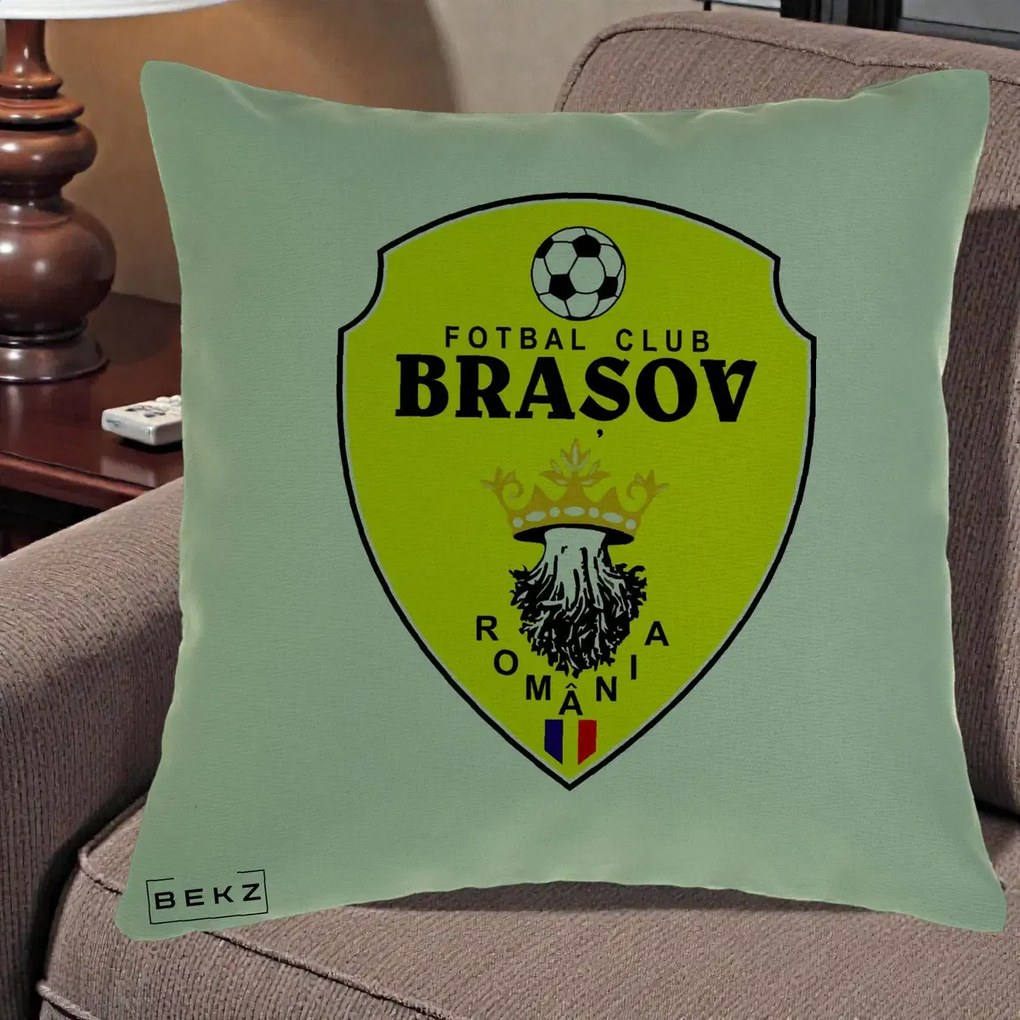 Perna Personalizata FC Brasov Fotbal Romania, 40x40 cm, Verde, Husa Detasabila, Perna Inclusa, BEKZ®
